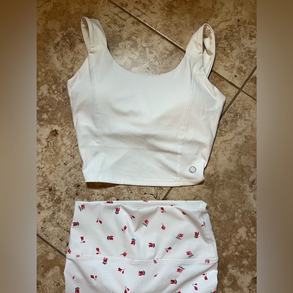 NWOT Astoria Activewear Workout Set Size Small